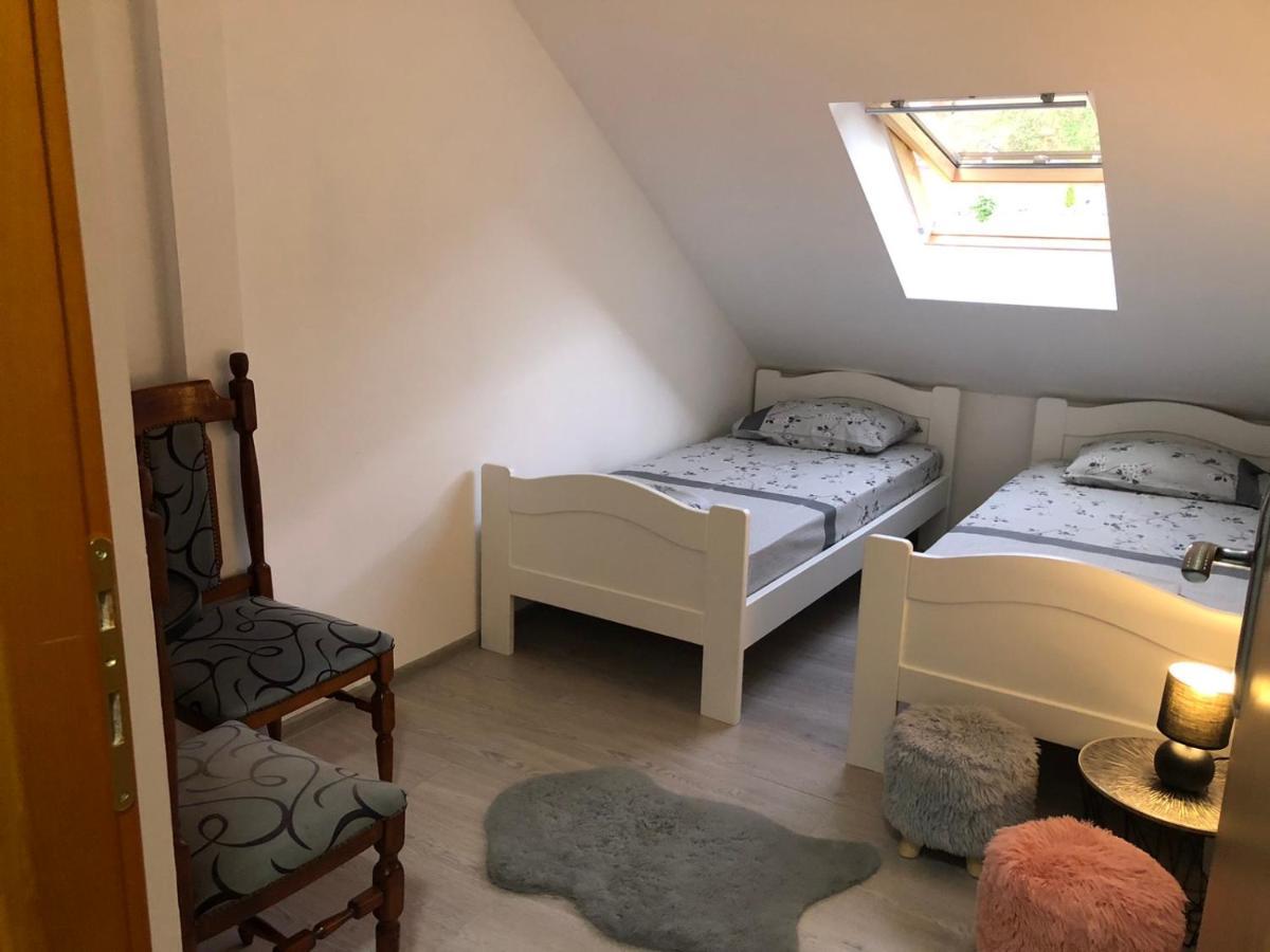 Peaceful Apartment Плужине Экстерьер фото