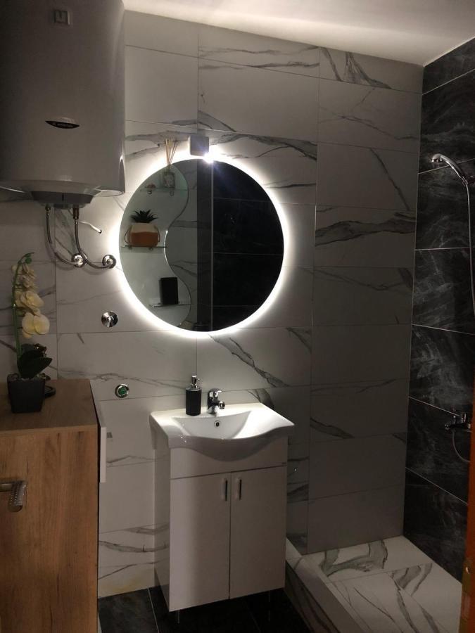 Peaceful Apartment Плужине Экстерьер фото